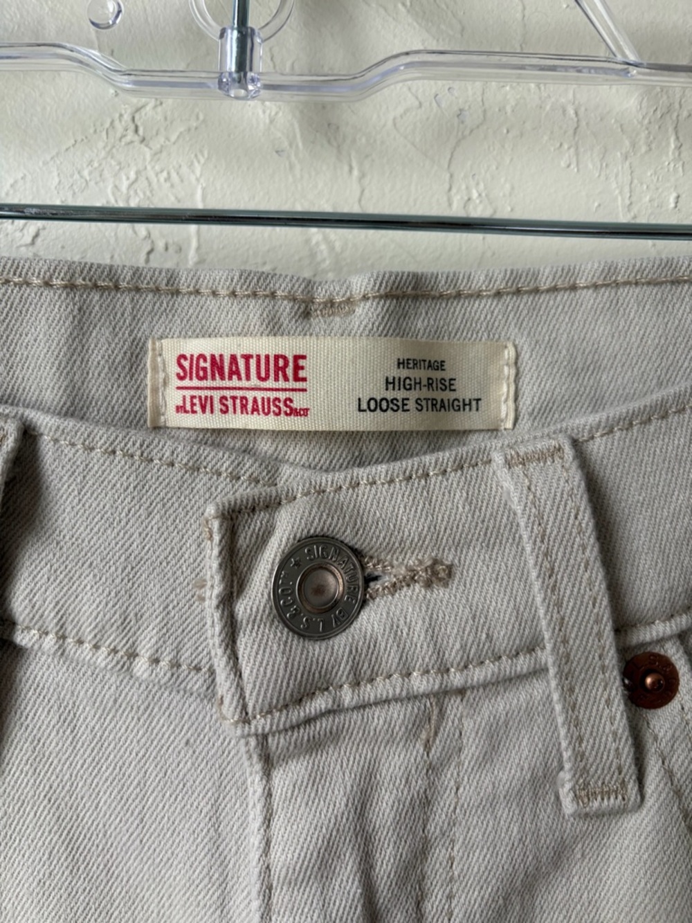 Signature Levi Strauss High Rise Loose Straight Jeans Light Beige 28x31 - Picture 2 of 7